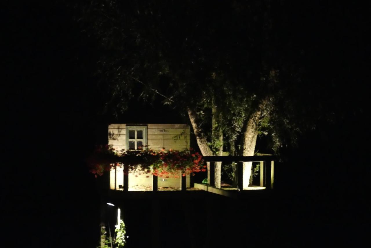 B&B The View Bis คอร์ตไรก์ ภายนอก รูปภาพ